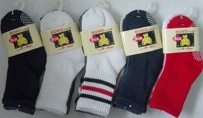 諸暨力霸針紡織品 優(yōu)質(zhì)童襪產(chǎn)品展示